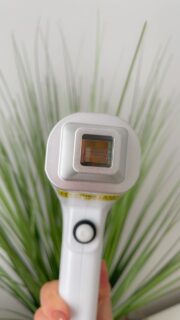 Benefits of laser hair removal 🤌
- long lasting results ⌛️
- low maintenance 
- prevents in growing hairs ✔️
- less pain than waxing
- no more strawberry skin 🍓

#laserhairremoval #laserhairremovalchicago #skincare