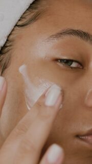 Part 2… Definitely did a million other things besides this. But these are the highlights! No body is perfect and neither am I! But hope this gave you a glimpse of my life(the less busy schedule)! Let me know if you enjoy this? 

#chicagobuccal #chicagobuccalmassage #chicagoesthecian #buccalmassagechicago #chicagoskincare #chicagohydrofacial