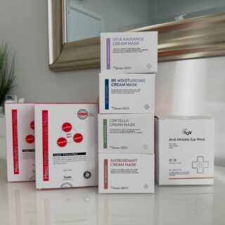 I have been using ISOV over the past year in the back bar and have been pleased with the quality and performance of this brand ✨ 
ISOV is a Korean skincare brand specializing in professional grade products that are nourishing yet effective at improving various skin concerns. 
#chicagoesthetician #chicagosalon #skincarechicago #isovkoreanskincare #chicagofacials