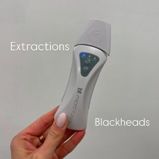💆‍♀️ What Are Extractions?
Extractions are the gentle removal of clogged pores, blackheads, and congestion from the skin. This process helps to clear breakouts, refine pores, and improve skin texture, leaving your complexion smoother and healthier.

🔍 Why Are Professional Extractions Better?
❌ No squeezing at home! DIY extractions can lead to scarring, irritation, and even more breakouts.
✔ Safe & sanitary techniques to remove congestion without damaging your skin barrier.
✔ Prepares your skin for better product absorption and long-term skin health.

✨ Who Can Benefit?
Extractions are ideal for anyone dealing with clogged pores, blackheads, acne, or dull skin. Regular professional facials can prevent congestion, reduce breakouts, and maintain a clear, glowing complexion.

💖 At M.M.Skin, extractions are performed with precision and care, ensuring your skin stays healthy and radiant. Ready for a deep-cleaning facial? Book your appointment today!

📍 Booking Link in Bio 
💌 DM for more info!

#FacialExtractions #ClearSkin #PoreCare #ProfessionalSkincare #MMSkin #GlowingComplexion