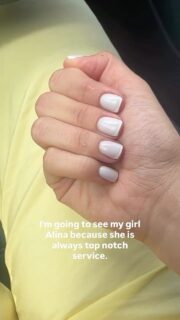 Dropping my girls contact here in case you wanted to go see her -> @nails_maksimova 

Side note: I waited longer than I typically do for my nails, hence why they were a little more beat up this time.

#chicagoesthetician #hinsdaleesthetician #hinsdaleskincare #chicagoskincare