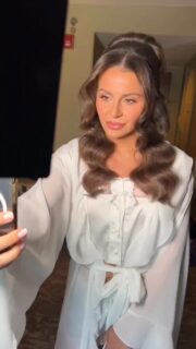 Wedding Related Posts coming your way in 3…2….
I wanted to start by creating a separate post/reel for my two amazing beauty fairies that made me feel like a princess the day of my wedding 🤍
.
.
My hair and makeup girls, when I say they hit it out of the ball park,they really did. My hair and makeup was perfect and even at 2:30am it was perfect. 
.
.
So a huge thank you to Kaedi(Hair) @nichebeauty.bykaedi and Mariia(Makeup) @mariia.bedratenko for doing what you do and making girls feel like princesses. Whether it’s your special day or any other occasion these girls will crush it. 
#wedding #weddinghair #wedddingmakeup #weddingprep